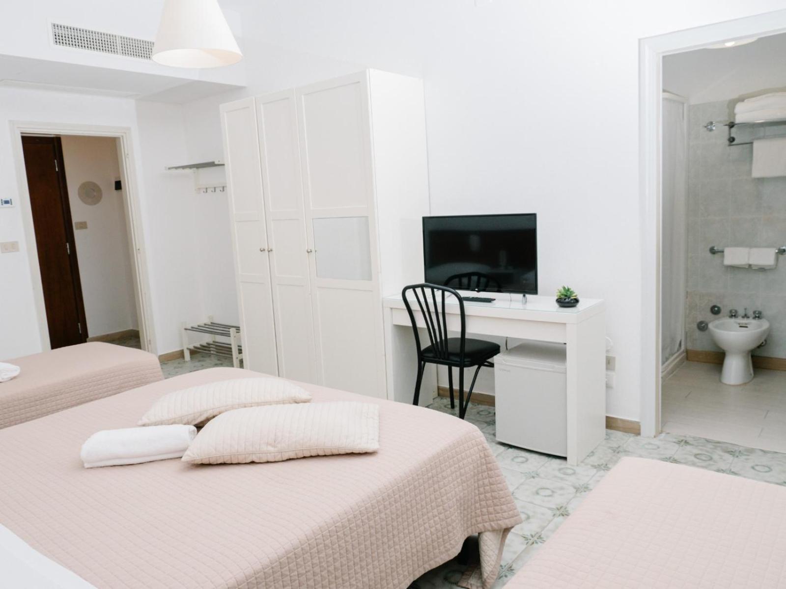 Hotel Antagos Montesilvano Marina Exteriér fotografie